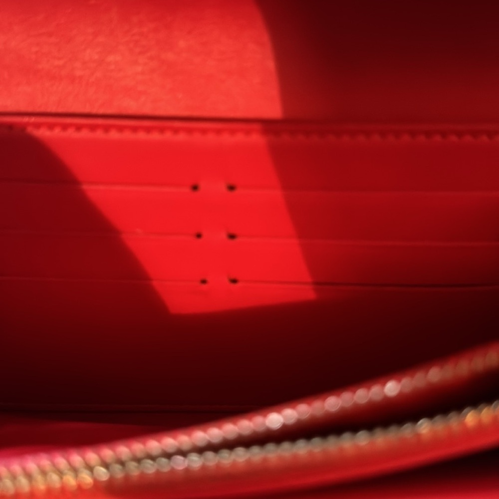 Wallet Louis Vuitton wallet Cherry Red Embossed Wallet - Picture 8 of 8